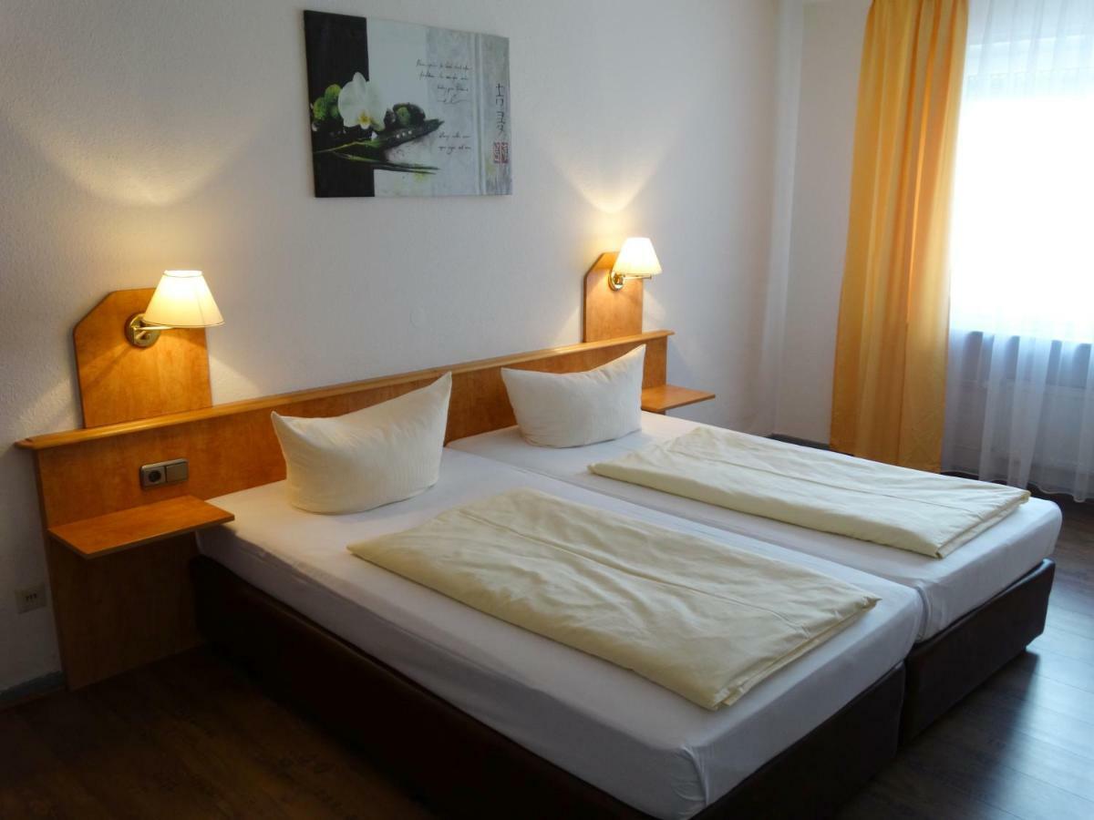 Hotel Sonne - Haus 1 Idstein Eksteriør billede